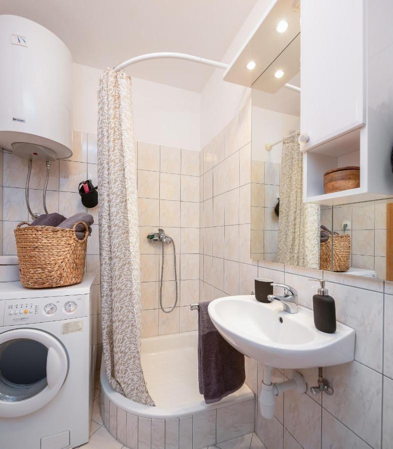 Modern Apt With Terrace 4 Min Walk To The Beach 斯普利特 外观 照片